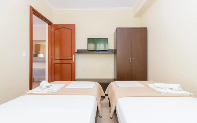 Evdokia's Apartments and Rooms