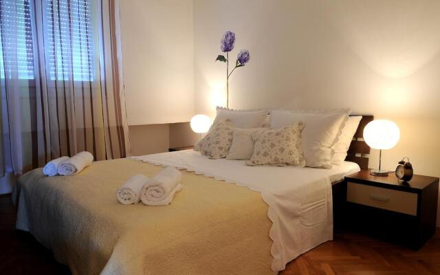 Apartment Splendid Split Center