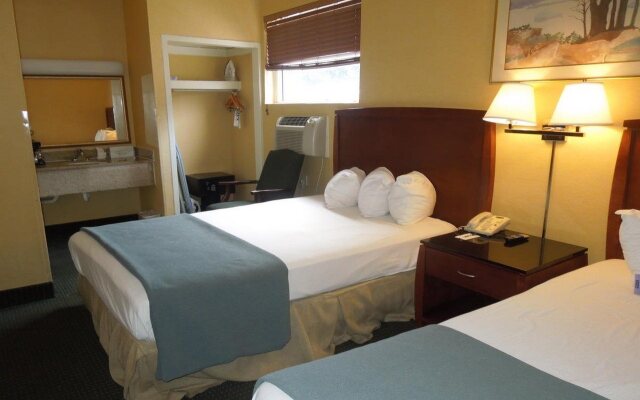 Travelodge by Wyndham Silver Spring