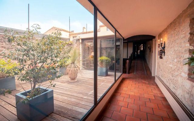 Hôtel Le Donjon - Coeur de la Cité Médiévale