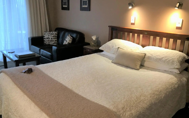 Settlers Boutique Motel