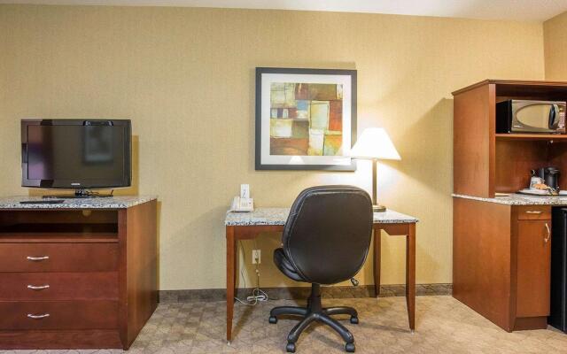 Comfort Inn & Suites