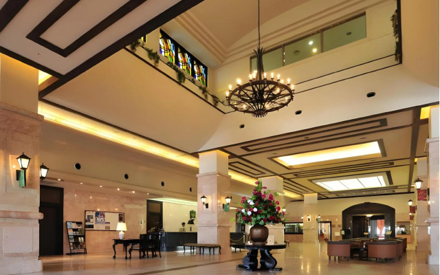 Royal Tainai Park Hotel