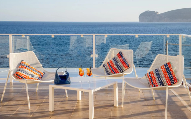 El Faro Hotel & Spa