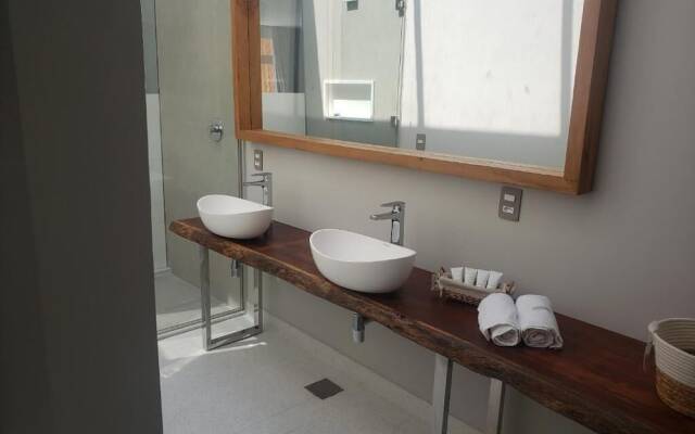 Bahari Suites