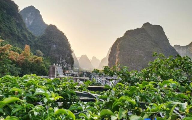 Yangshuo Yong 8 Boutique Hotel (Yangshuo Qiangu Scenery Area)