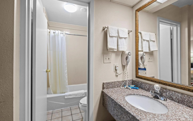 Quality Hotel Morehead City