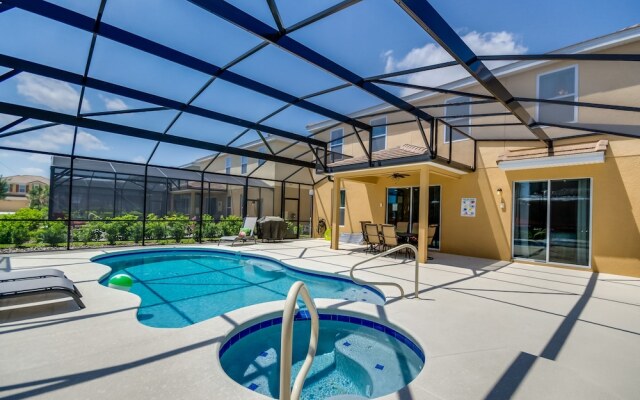 H5294 Ultimate 6 Bedroom 5 Bathroom Home With Pool