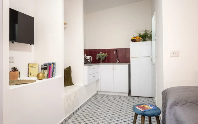 Cozy Charm STU Haifa CTR by Sea N' Rent