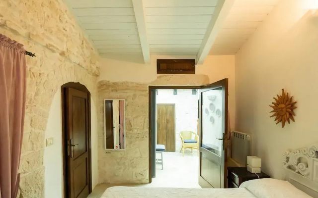 Trulli Nora con Piscina by Wonderful Italy