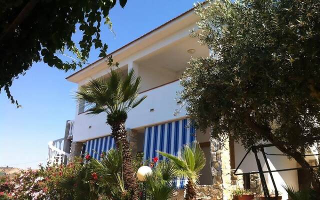 Villa Eden