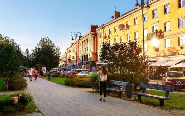 3bdr Modern and Stylish Apartment - Heart of Old Town by Houseys ...