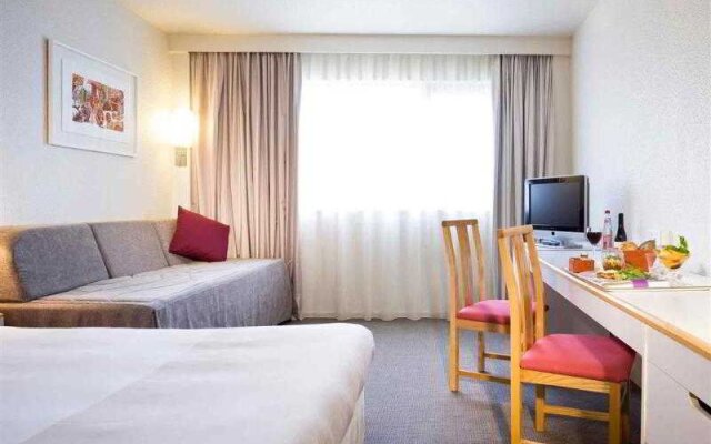 Hotel Novotel Tours Sud