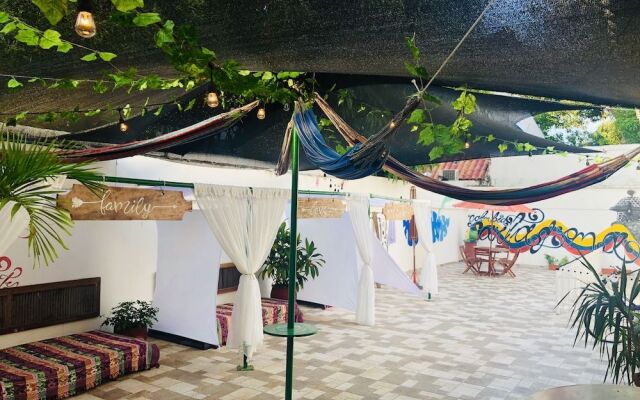 Casa Blanca Just For Travelers