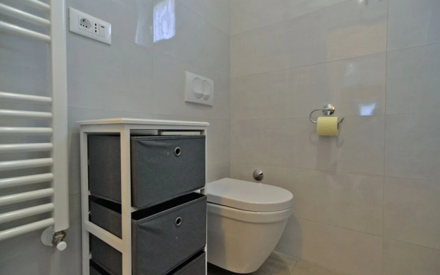 Apartment 167