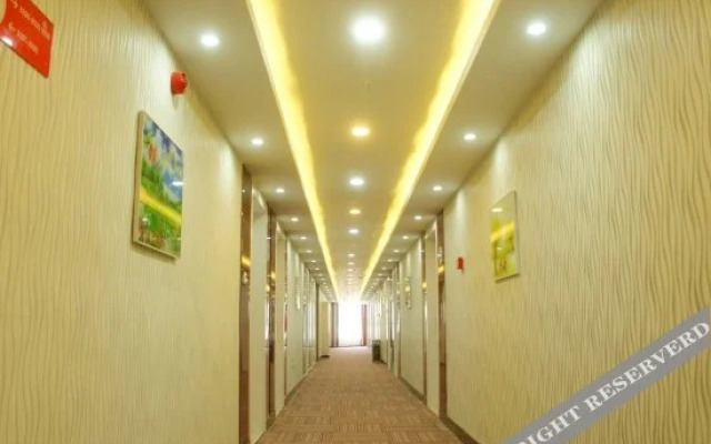Shankee Hotel (Tengzhou Jinghe Bridge Haishang Mingyue)