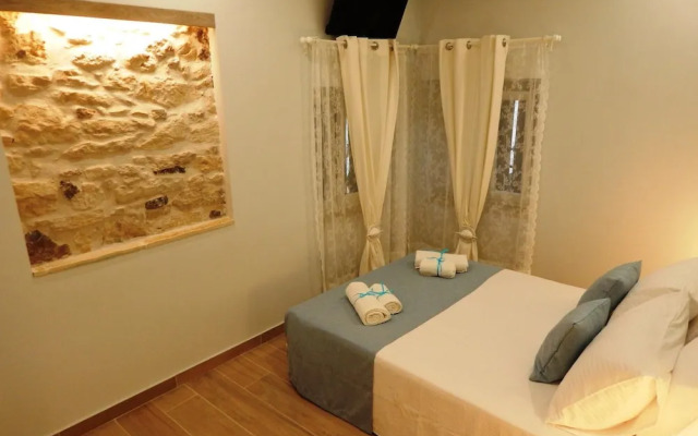 Sole Apartments - Near Corfu Port