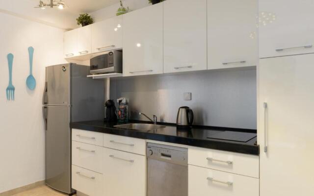 49 Abarbanel - By Beach Apartments TLV