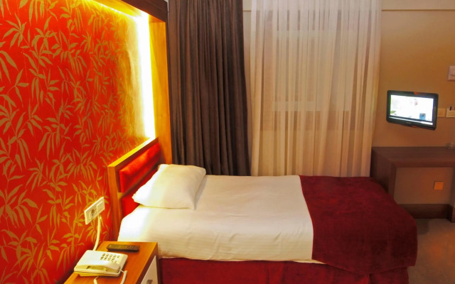 Bella Hotel