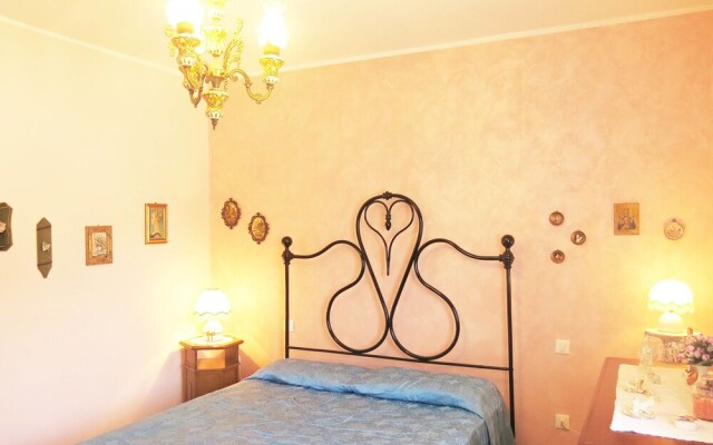 Dolly - con giardino a 250 mt dal mare