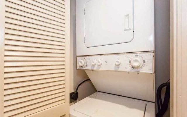 The Gatehouse 305 by RedAwning