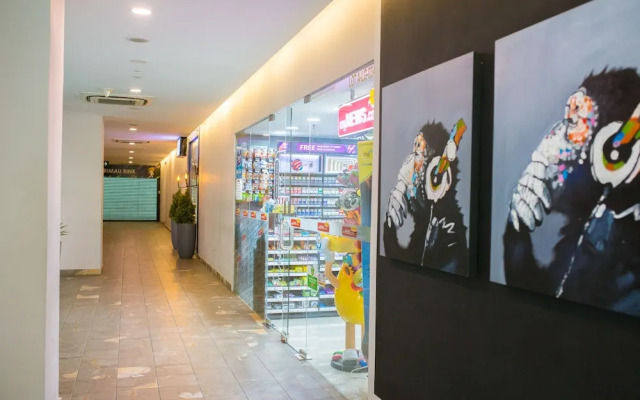 The 12 Suites @ Empire Damansara