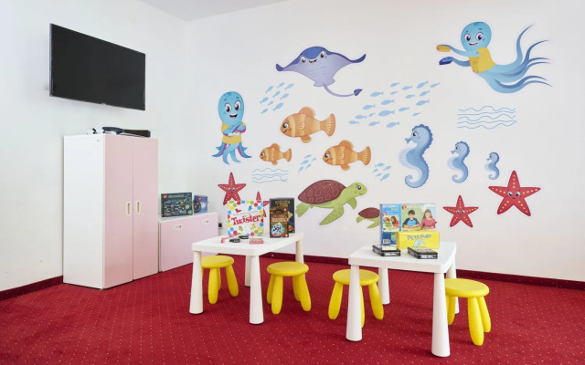 Hotel Feral – Все включено Light