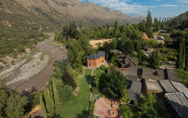 Hotel Altiplanico Cajón del Maipo