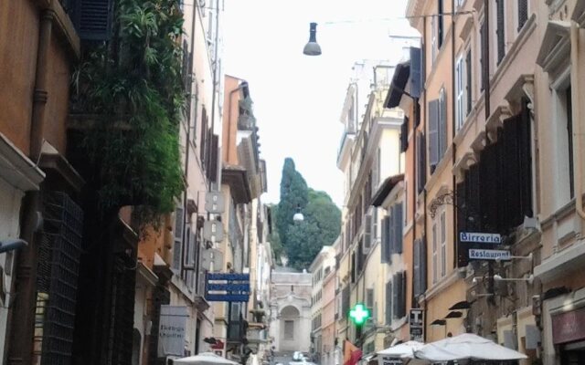 Genny Rooms Piazza di Spagna