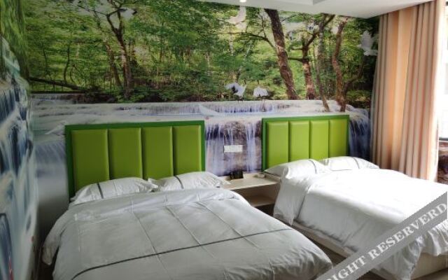 Rongjiang 1314 Fashion Hotel (Cun Chao Football Field)