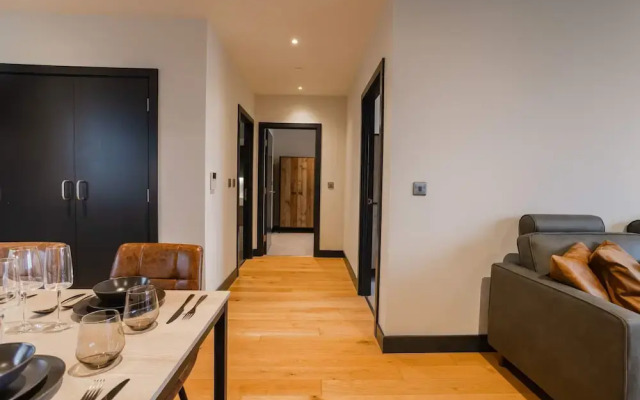 Marron Suite 2BR City Walks