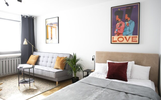 oompH Warsaw Center Well Designed Apt