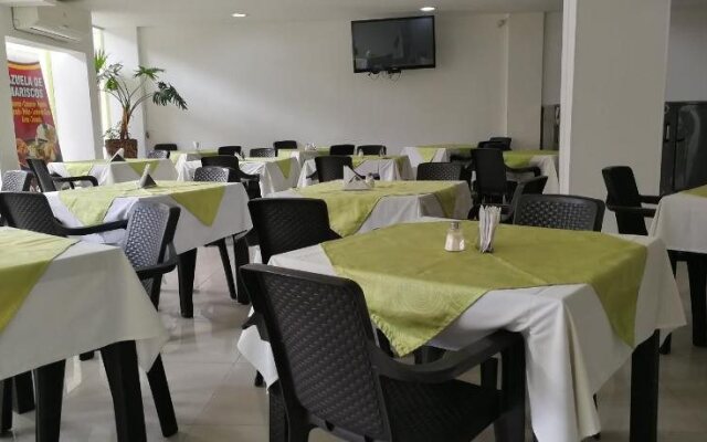 Hotel Six Avenue