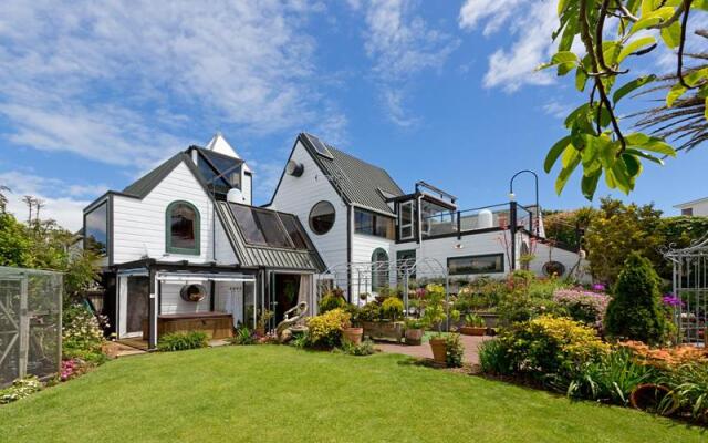 Tivoli Homestay