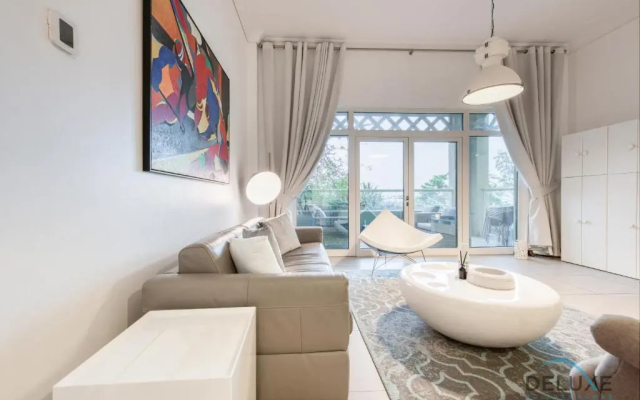 Lively 1 BR at Al Nabat Shoreline 8 Palm Jumeirah by Deluxe Holiday Homes - Apartment in ดูไบ - Photo 3