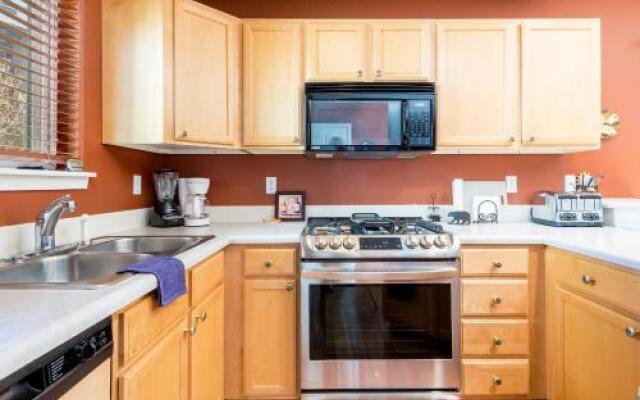 3473 Sunburst Ct - 3 Br Condo