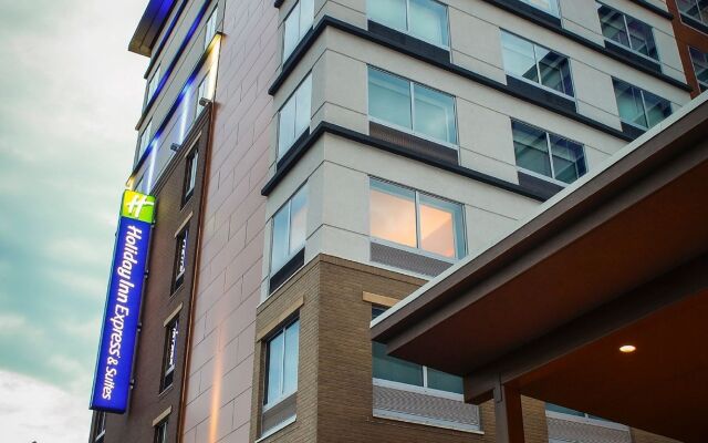 Holiday Inn Express & Suites Louisville Downtown, an IHG Hotel