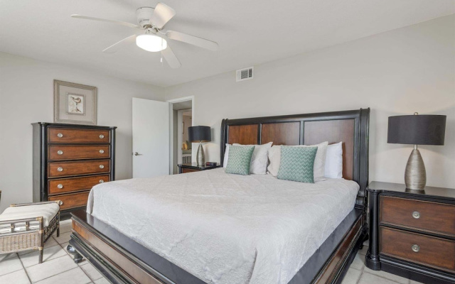 Shoreline Towers 2026 3 Bedroom Condo