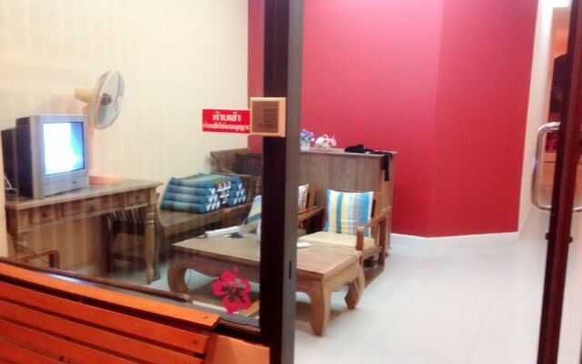 Jomtien Little Mango Guesthouse