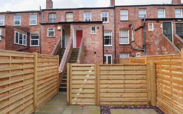 17 Union Road House