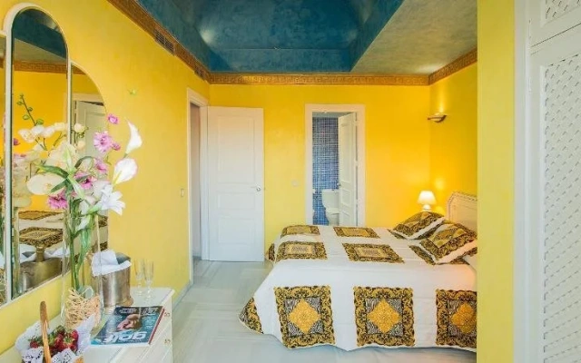 Apartamentos Puerto Marina Beach