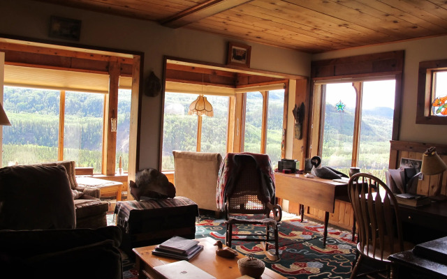 Stikine View Lodge