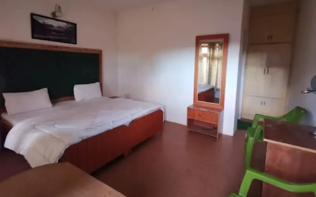 Cheerful Villa