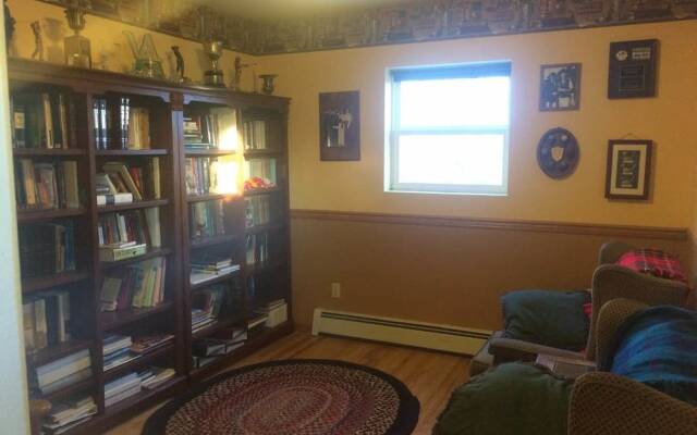 Fishhook Sunrise Bed and Breakfast