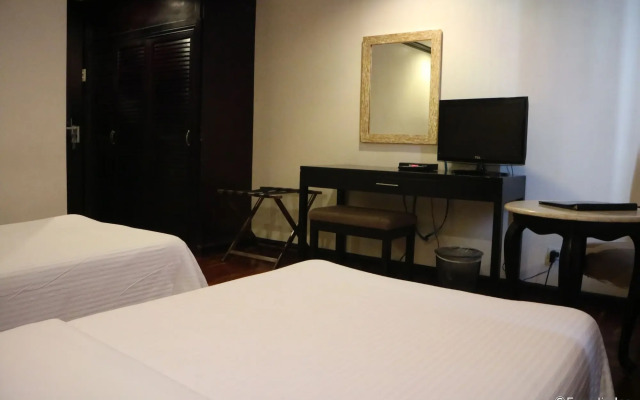 Sugarland Hotel