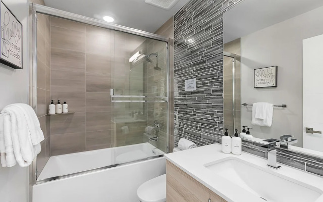 Red Maple Retreat in Judkins Park