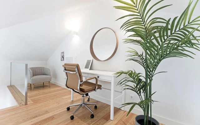 Superb Flat w/ Balcony and AC by LovelyStay