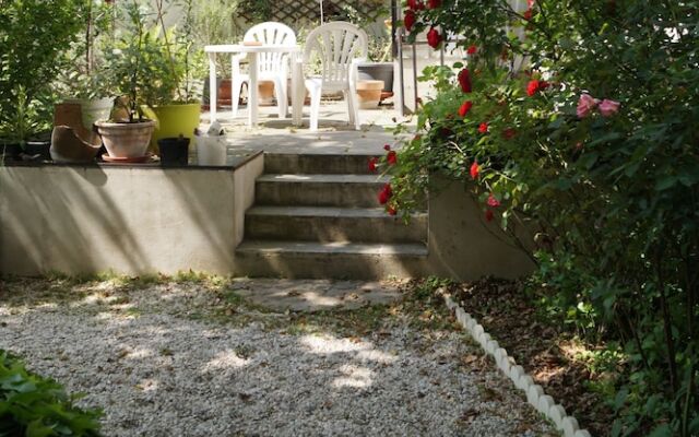The Captaincy Guesthouse Brussels
