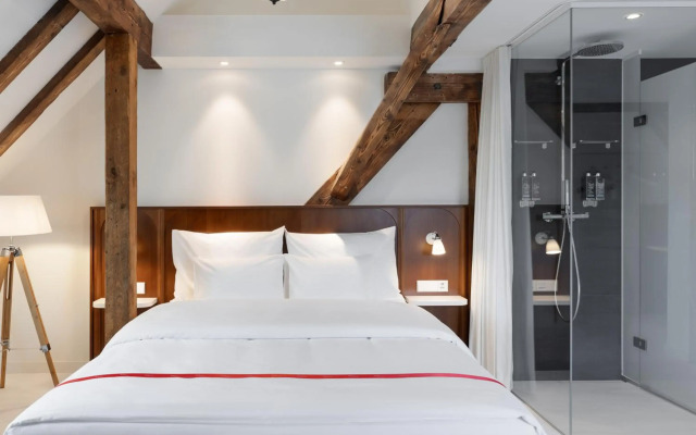 Ruby Mimi Zurich