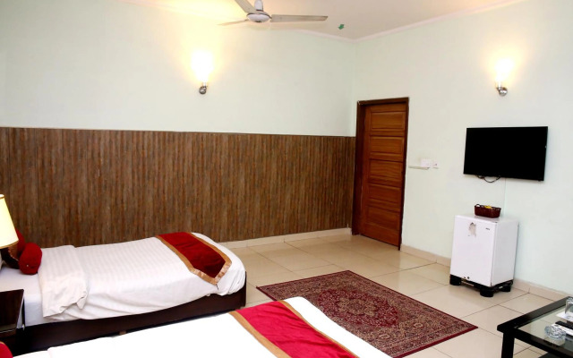 Premier inn Mall Lahore